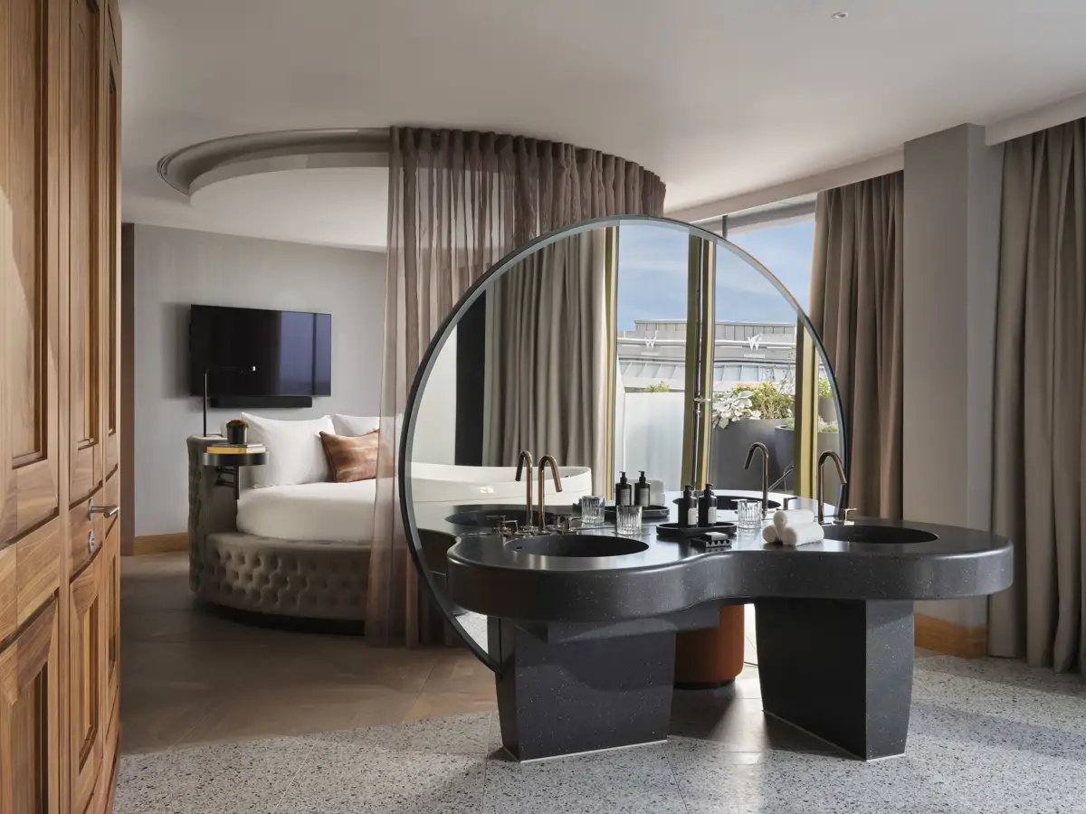W Suite Bedroom