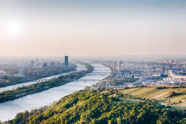 Vue de la ville depuis la colline de Kahlenberg